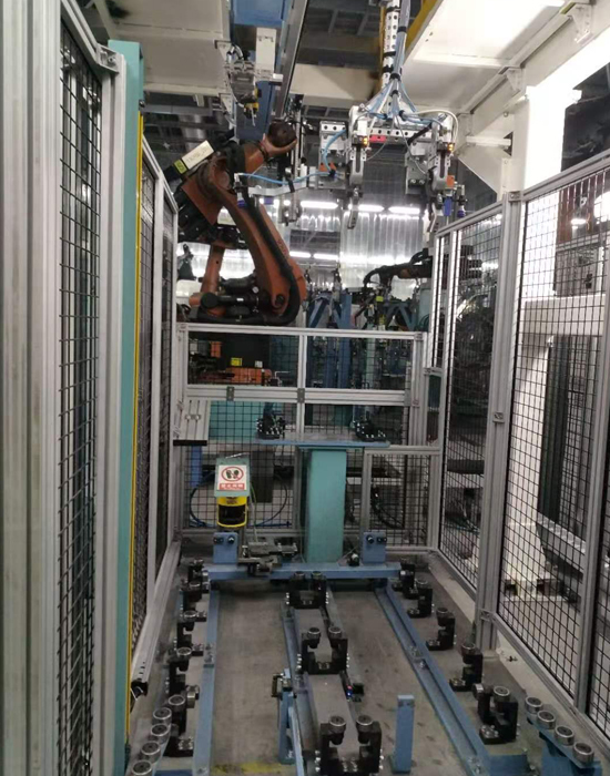 1725413220721056.jpg 北京奔馳LCA改造